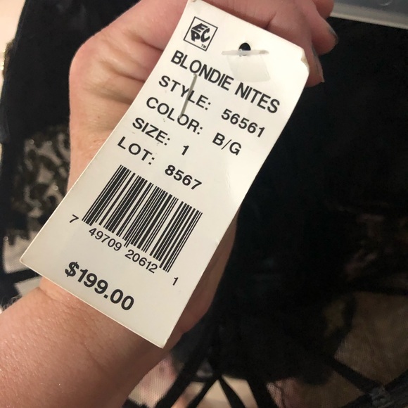 Gorgeous Blondie Nites corset HOCO dress, Size 1 - Picture 6 of 6